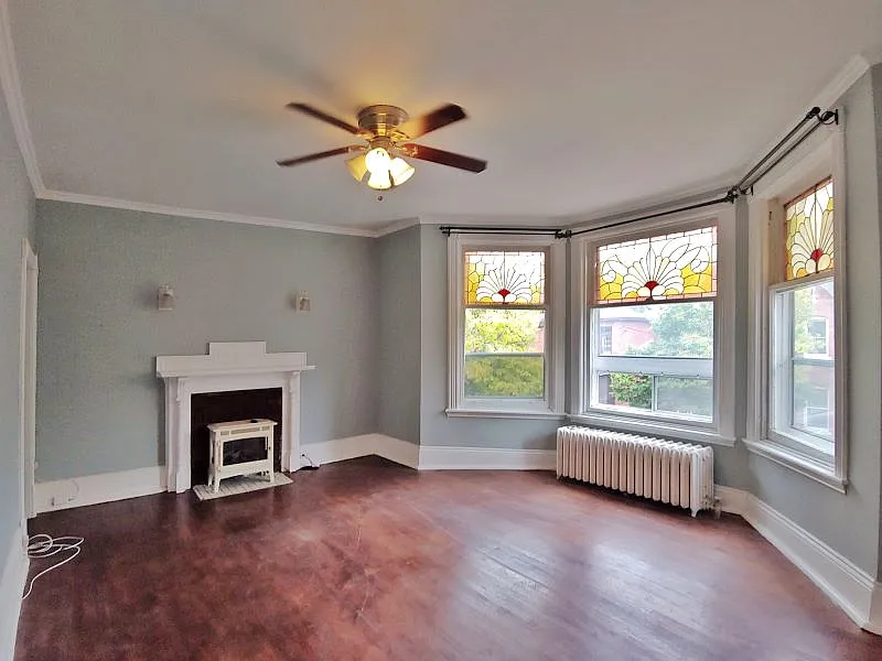 501 Gilmour Street-3 — Photo 2