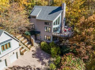 2195 Laurel Springs Dr, Wintergreen Resort, VA 22967