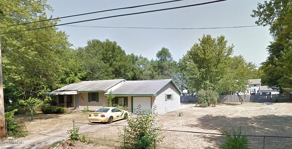1st image of 656 Wellington Ave