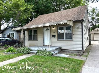 8718 Paige Ave, Warren, MI 48089