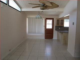 2nd image of 1400 Chiplay Dr