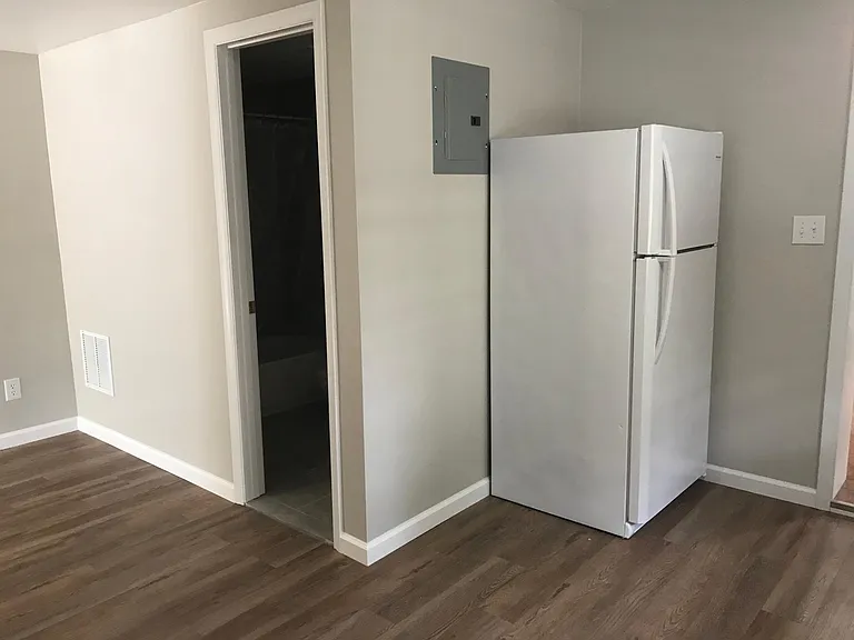 518 Nash St #4 — Photo 7