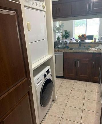 5th image of 1041 Coral Club Dr #1041