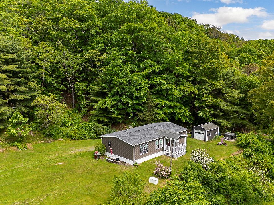 1st image of 559 Lake Road