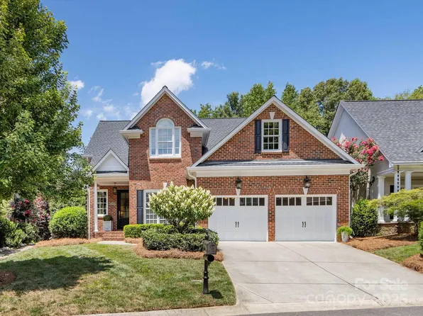 10525 Newberry Park Ln, Charlotte, NC 28277