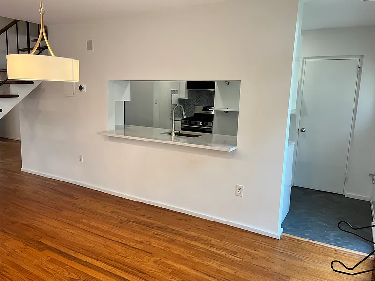 285 Greene St #285 — Photo 7