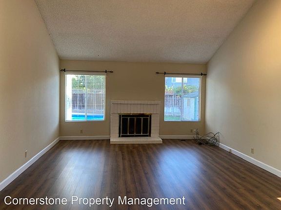 5th image of 122 Casswell Ct