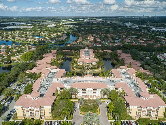 4th image of 16135 Emerald Estates Dr APT 165