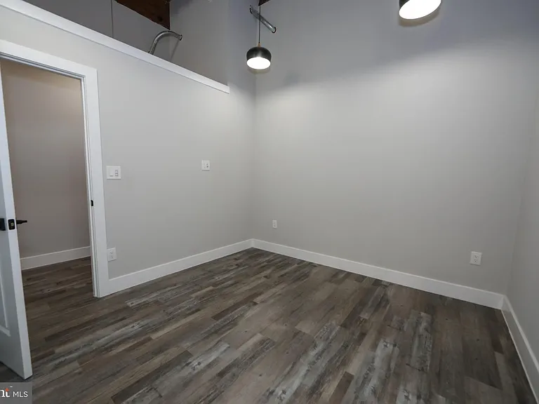 1825 E Atlantic St #105 — Photo 10