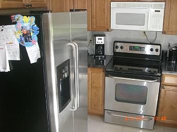 3rd image of 1338 Kenilworth Pl