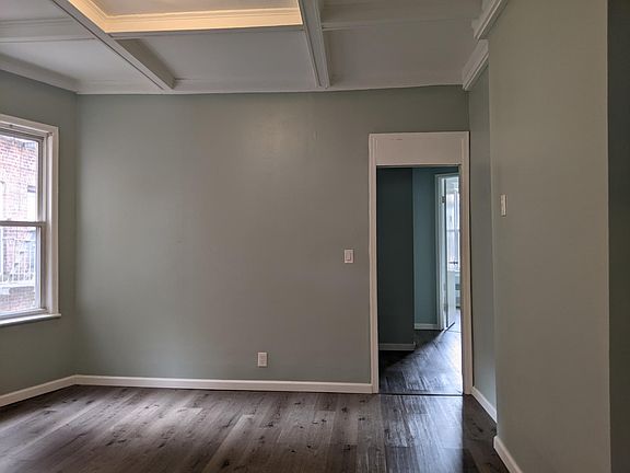 5th image of 74 Bay 34th St #2