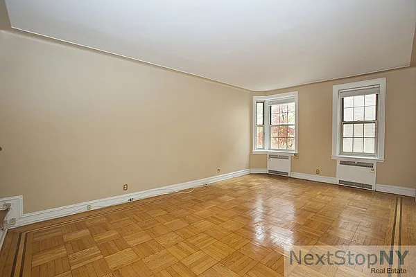 Sold by NextStopNY | media 16