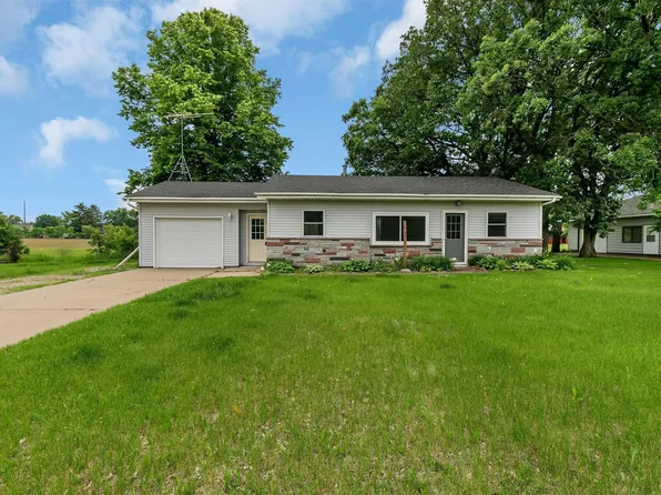 424 1st St NE, Avon, MN 56310
