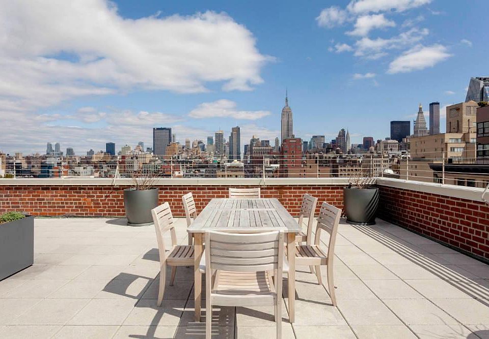 1st image of 105 W 13th St APT 10D