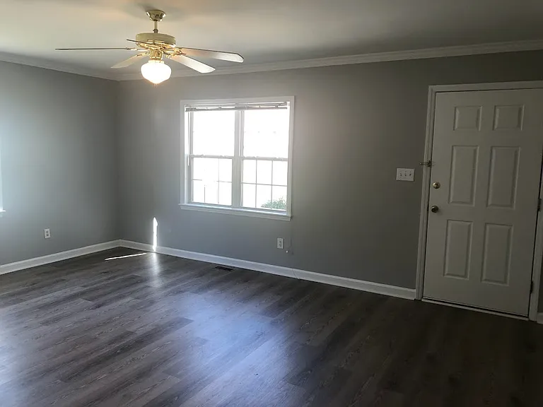 117 Feather Dr — Photo 9