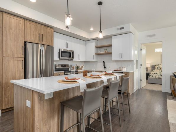 Olivia Apartments | 3400 W Lost Rapids Dr, Meridian, ID