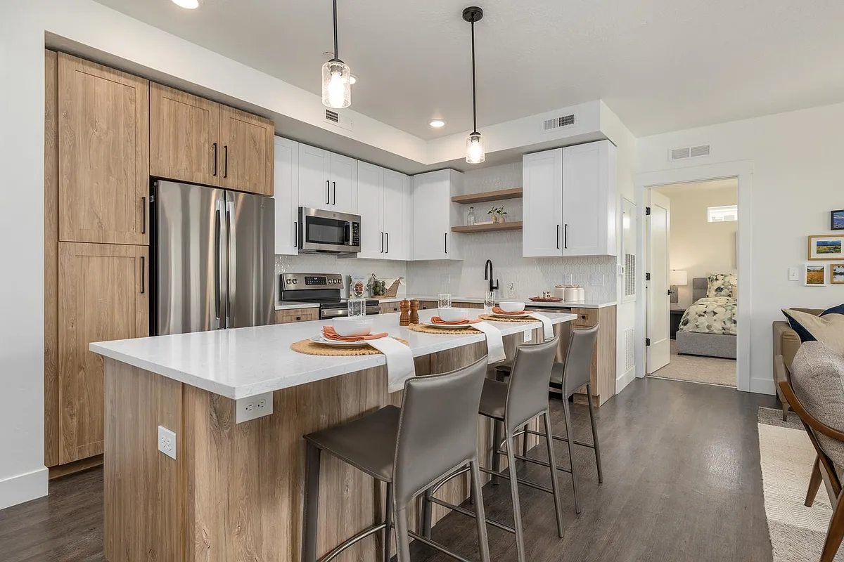 Stainless Steel Appliances - Olivia Apartments
