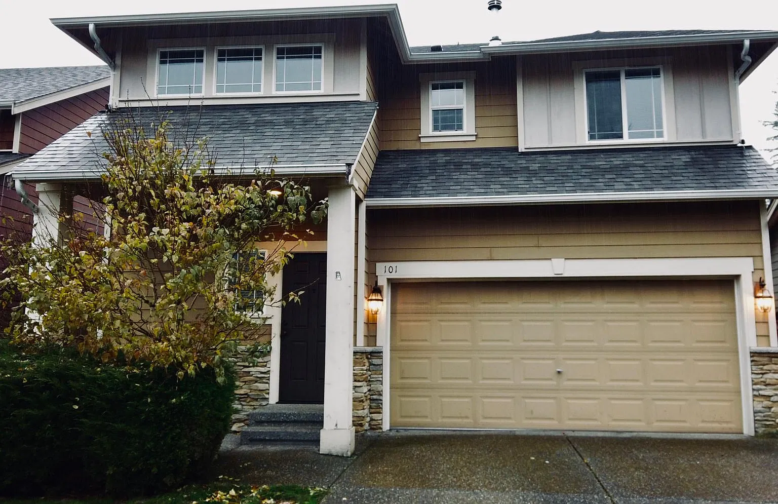 101 196th Pl SW — Photo 1