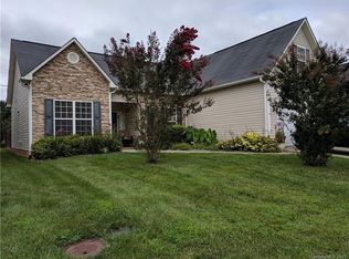 8 Thornwood Ct, Arden, NC 28704