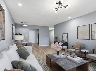 595 Revere Beach Pkwy APT 23, Revere, MA 02151