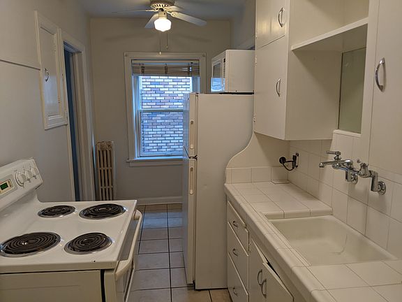 3rd image of 540 E 100 S APT 107