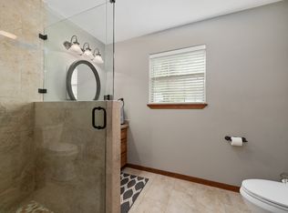 8118 Beach Haven Rd, Beach City, TX 77523