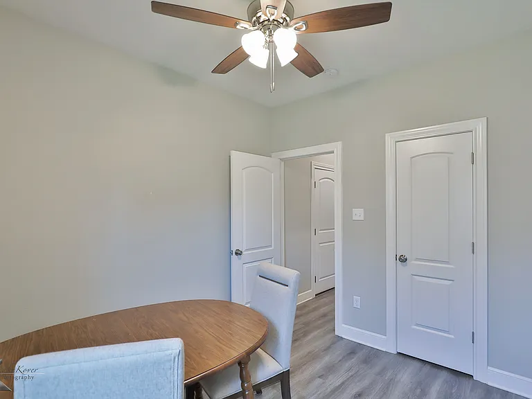 5433 Fallbrook Dr — Photo 29