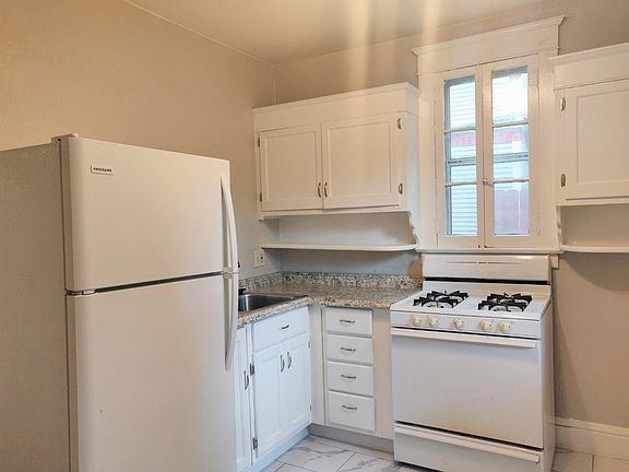 2nd image of 4100 McGee St APT 1
