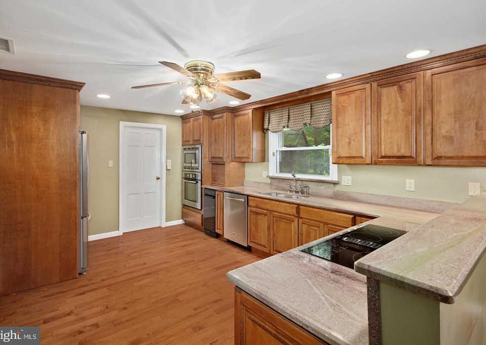 1st image of 38 Manning Ln