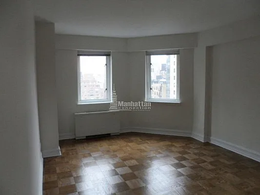 Rented by Manhattan Connection | media 6