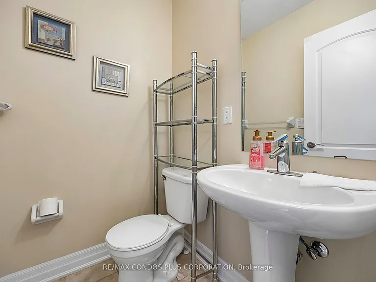 96 N Park Rd — Photo 17