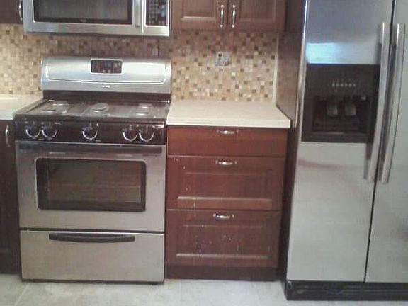 4th image of 7648 W 65th Pl