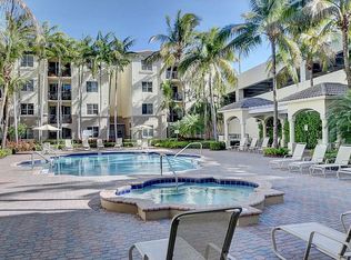 4 Renaissance Way, Boynton Beach, FL 33426