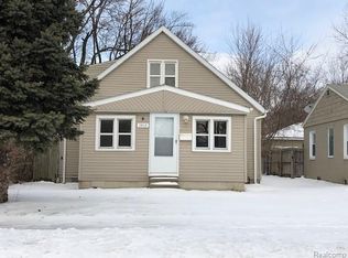 13113 Saint Andrews Ave, Warren, MI 48089