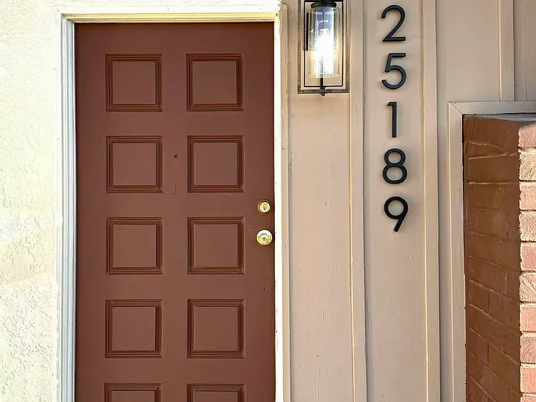 25189 Gentian Ave — Photo 2