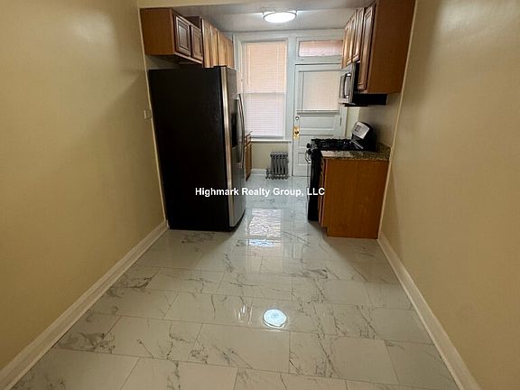 4th image of 6214 N Mozart St #2EE