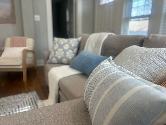 5th image of 794 Sandwich Road