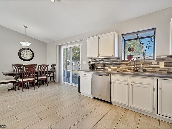 3rd image of 4980 E Imperial Ave