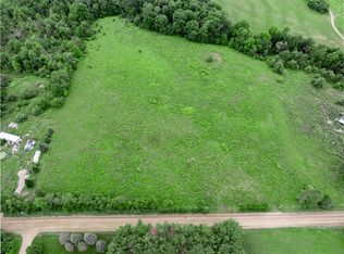 21 Reeves Rd, Bradford, ME 04410