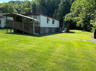 100 Bellows Rd, Salyersville, KY 41465