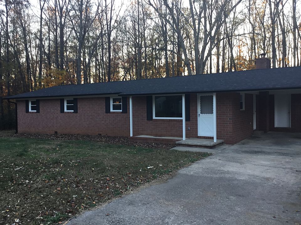 1st image of 209 N Cleo Ave