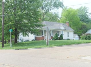 107 S Dewey St, Troy, IL
