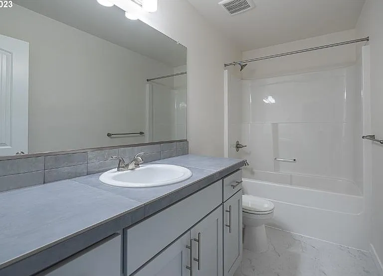 1731 NE Waterfront St — Photo 18