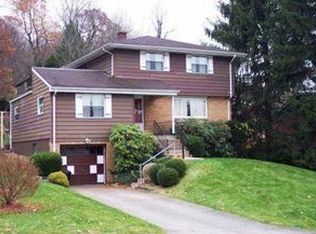2036 Holiday Park Dr, Pittsburgh, PA 15239