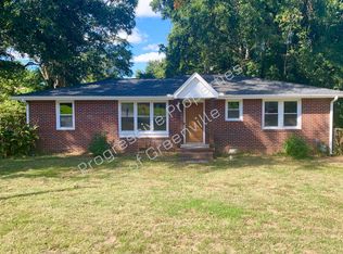 125 Pleasant Dr, Mauldin, SC 29662