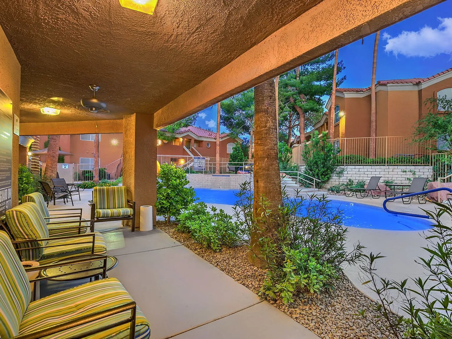 The Lido Apartments — Photo 4