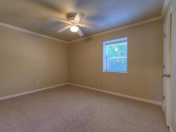 4th image of 1500 E Side Dr Unit 108-C