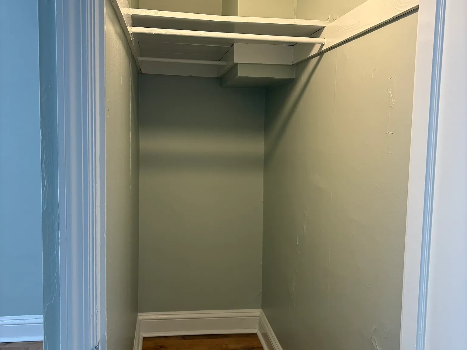 Studio, 600 sqft, $900 — Photo 3