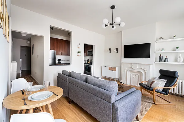 Rented by MyNyHousing | media 3