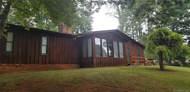1st image of 2340 Lincoln Ln SW